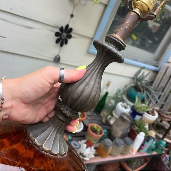 Vintage 60s 70s MCM Fat Amber Glass Table Lamp - Picture 10 of 10